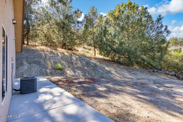 25340 Deertrail Drive, Tehachapi, CA 93561