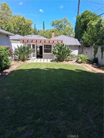 131 S Virginia Avenue, Burbank, CA 91506