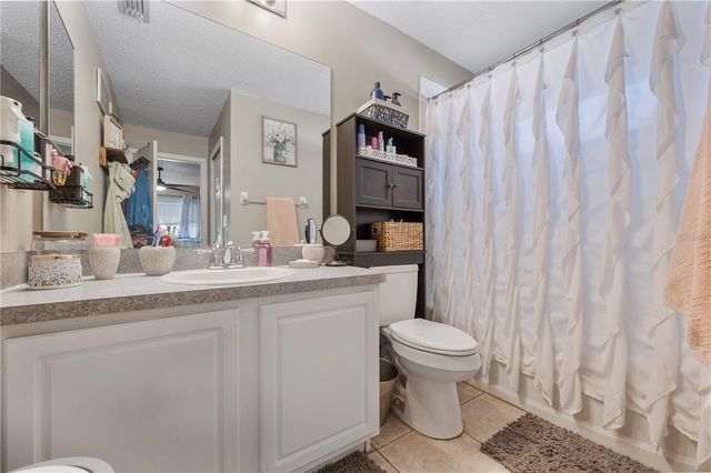 4504 COUNTRY HILLS BOULEVARD, Plant City, FL 33563