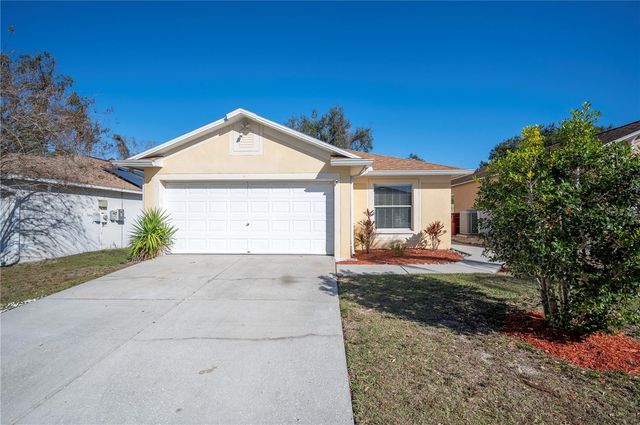 4504 COUNTRY HILLS BOULEVARD, Plant City, FL 33563