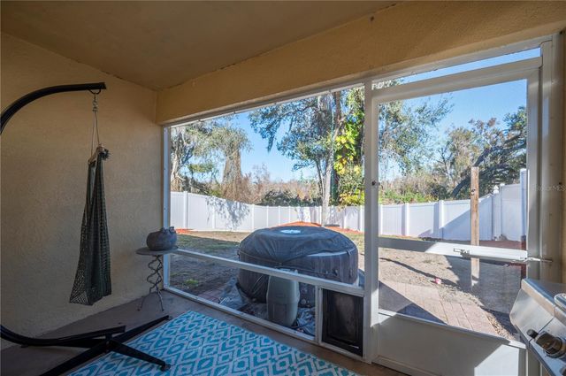 4504 COUNTRY HILLS BOULEVARD, Plant City, FL 33563