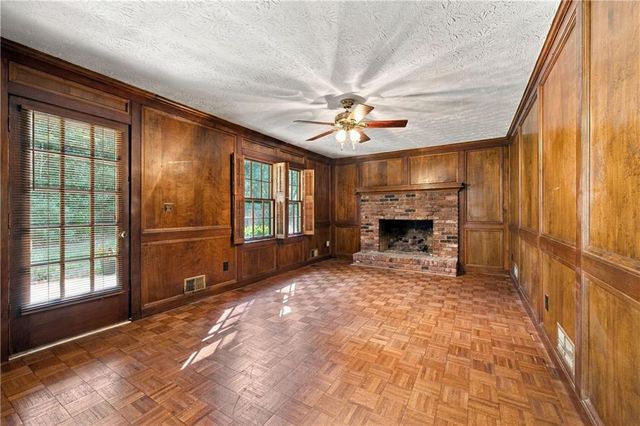 528 Chanterella Road SW, Lilburn, GA 30047