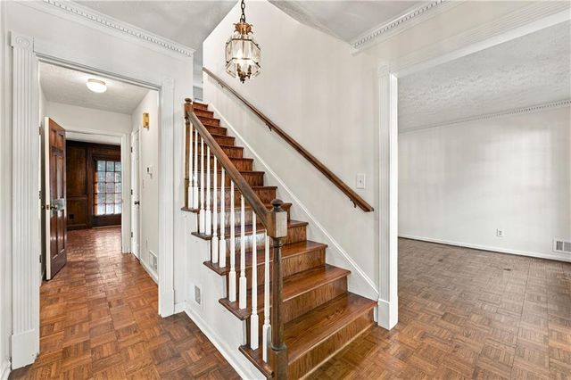 528 Chanterella Road SW, Lilburn, GA 30047