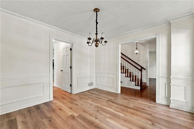 528 Chanterella Road SW, Lilburn, GA 30047