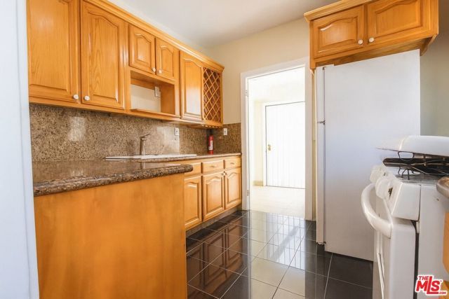 3109 S Catalina Street, Los Angeles, CA 90007