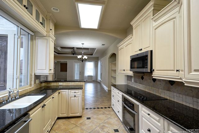 1159 LEGACY DR, New Braunfels, TX 78130