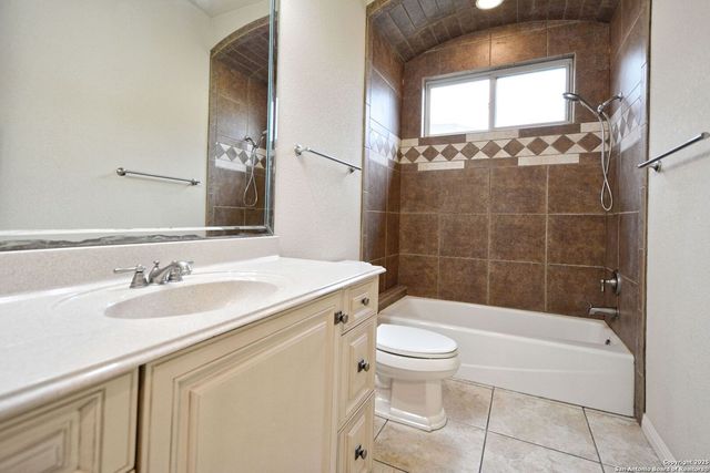 1159 LEGACY DR, New Braunfels, TX 78130