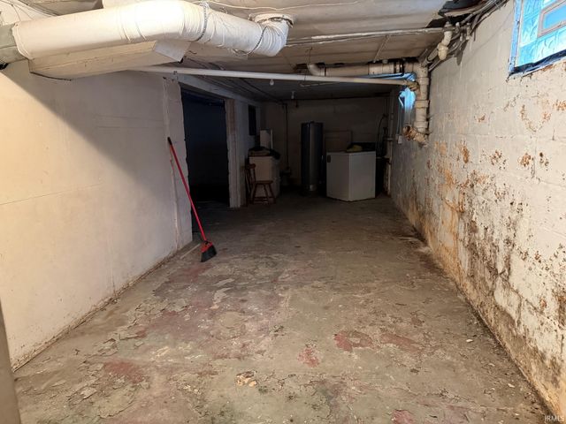 1521 Van Buren Street, South Bend, IN 46628