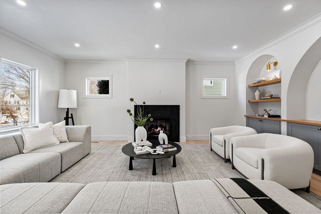 40 High Street, Needham, MA 02492