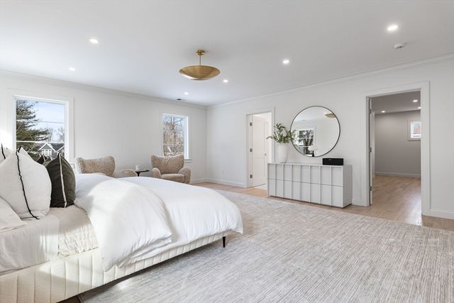 40 High Street, Needham, MA 02492