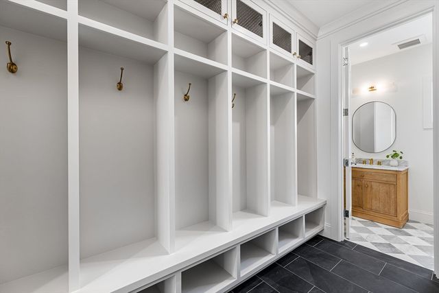 40 High Street, Needham, MA 02492