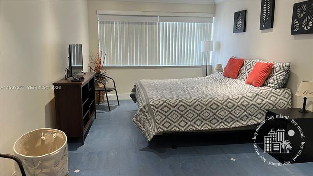 401 Golden Isles Dr 101, Hallandale Beach, FL 33009