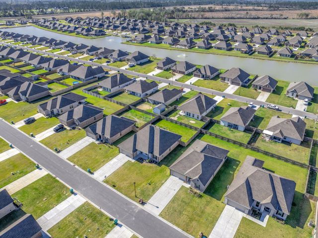 1853 Downing Rd, Lake Charles, LA 70611