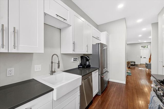 1323 Shenandoah Avenue, St Louis, MO 63104