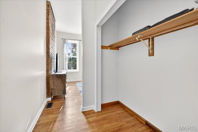 1323 Shenandoah Avenue, St Louis, MO 63104