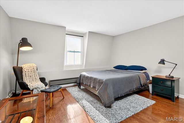 1323 Shenandoah Avenue, St Louis, MO 63104