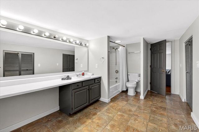 1323 Shenandoah Avenue, St Louis, MO 63104