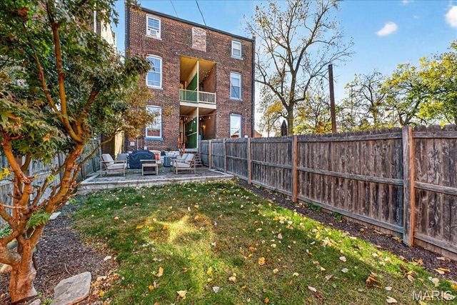 1323 Shenandoah Avenue, St Louis, MO 63104