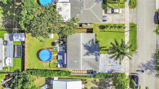 201 NW 51st Ct, Oakland Park, FL 33309