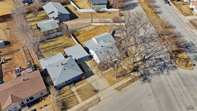 101 42ND, Rapid City, SD 57702