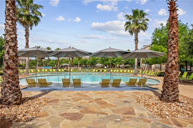 1725 Harvey Mitchell PKWY S 1328, College Station, TX 77840