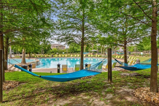 1725 Harvey Mitchell PKWY S 1328, College Station, TX 77840