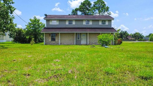 4513 S Meadows Street, Alvin, TX 77511