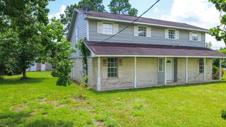 4513 S Meadows Street, Alvin, TX 77511