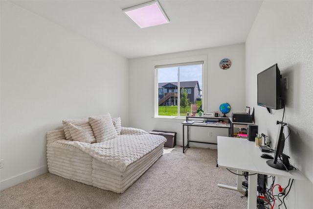 940 Roman Road, Waukee, IA 50263