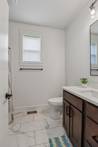 940 Roman Road, Waukee, IA 50263