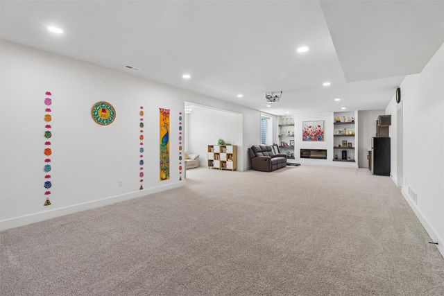 940 Roman Road, Waukee, IA 50263