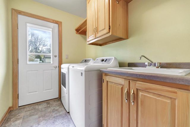 1145 TARA MARIE LANE, Green Bay, WI 54303