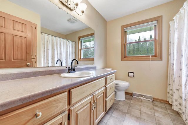 1145 TARA MARIE LANE, Green Bay, WI 54303