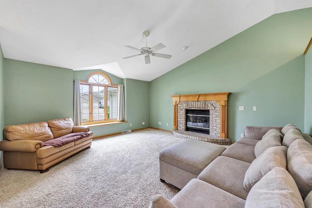 1145 TARA MARIE LANE, Green Bay, WI 54303
