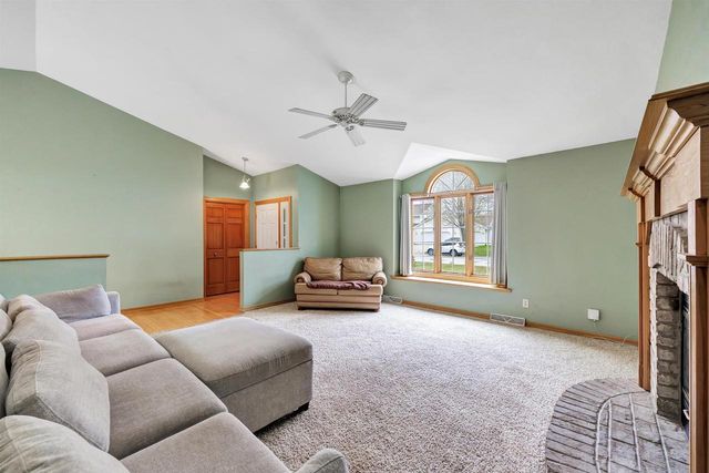 1145 TARA MARIE LANE, Green Bay, WI 54303