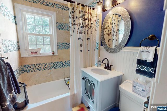 9 Nelson Place, Nutley, NJ 07110