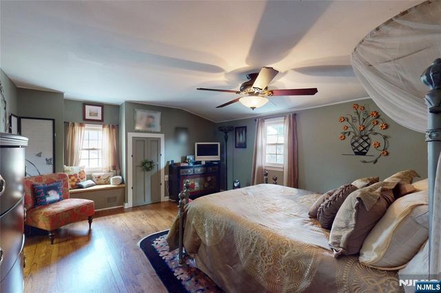 9 Nelson Place, Nutley, NJ 07110