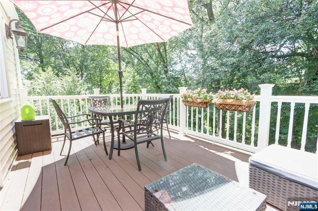 9 Nelson Place, Nutley, NJ 07110