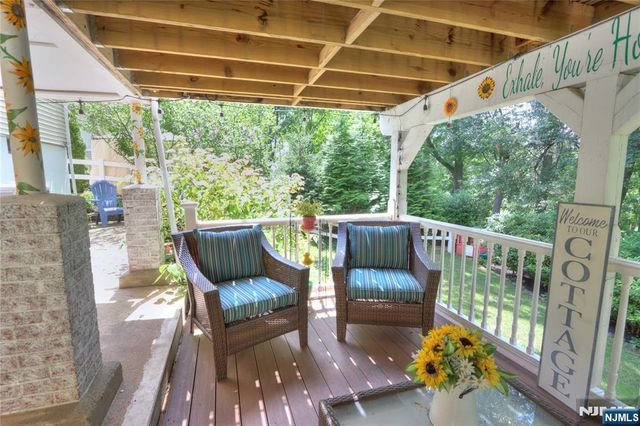 9 Nelson Place, Nutley, NJ 07110