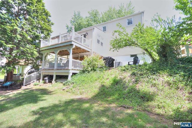 9 Nelson Place, Nutley, NJ 07110