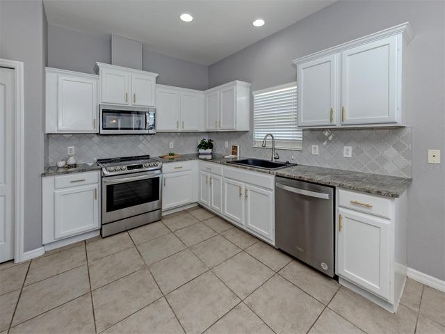 2175 CHENILLE COURT, Venice, FL 34292
