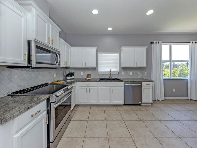 2175 CHENILLE COURT, Venice, FL 34292