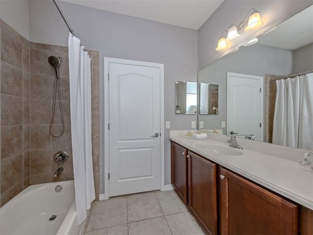 2175 CHENILLE COURT, Venice, FL 34292