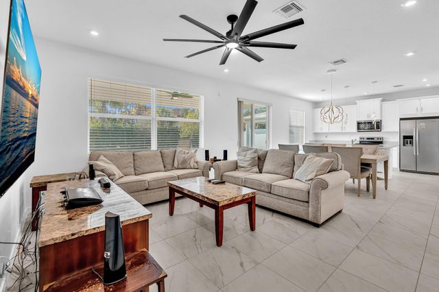 7268 Lenora Lane, Lake Worth, FL 33467