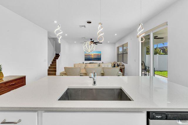 7268 Lenora Lane, Lake Worth, FL 33467