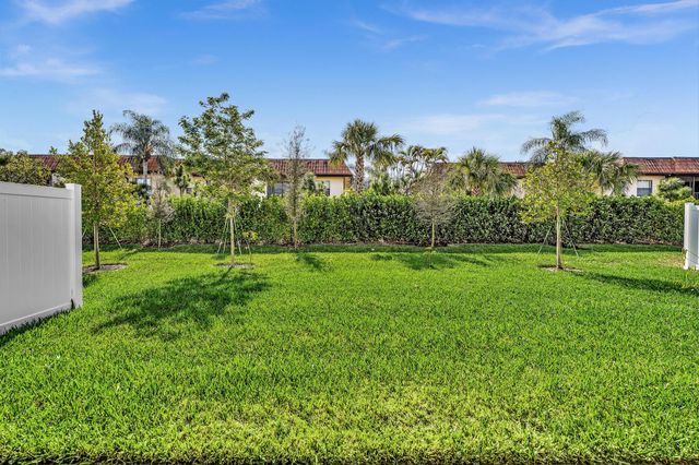 7268 Lenora Lane, Lake Worth, FL 33467