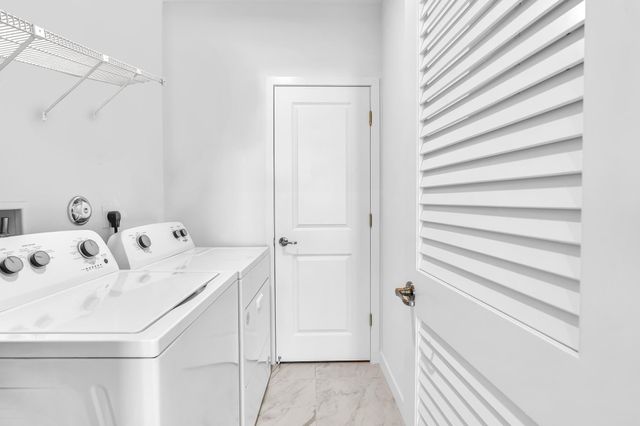 7268 Lenora Lane, Lake Worth, FL 33467