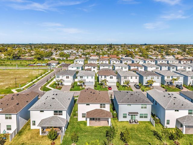 7268 Lenora Lane, Lake Worth, FL 33467