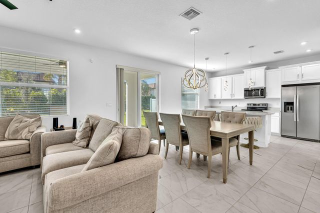 7268 Lenora Lane, Lake Worth, FL 33467