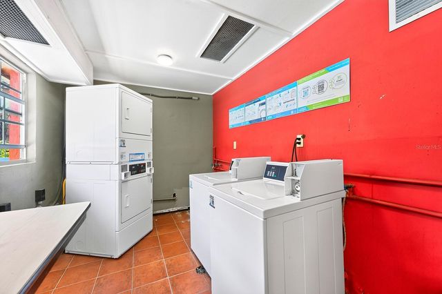2423 E CENTRAL BOULEVARD 1, Orlando, FL 32803